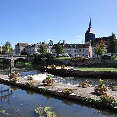 Le Grand Appartement - 90M2- 2 Chb , 1 Mezzanine - 6Pers Romorantin-Lanthenay Eksteriør bilde